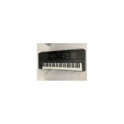 Used Yamaha PSRS900 61 Key Arranger Keyboard