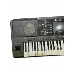 Used Yamaha PSR-SX900 Arranger Keyboard