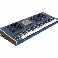 Waldorf Quantum MKII 16-Voice Hybrid Wavetable Synthesizer Keyboard