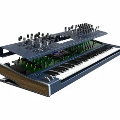 Waldorf Quantum MKII 16-Voice Hybrid Wavetable Synthesizer Keyboard