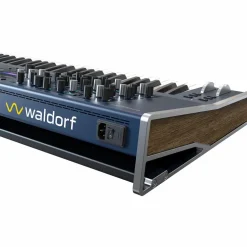 Waldorf Quantum MKII 16-Voice Hybrid Wavetable Synthesizer Keyboard