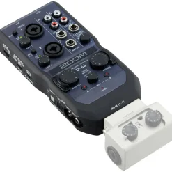 Zoom U-44 Handy Audio Interface